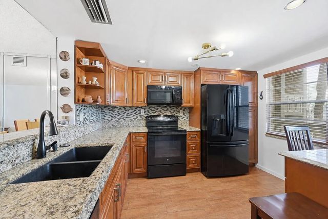 3005 Portofino Isle #m2, Coconut Creek