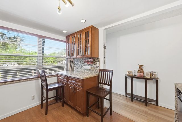 4 of 37 - 3005 Portofino Isle #m2, Coconut Creek, FL