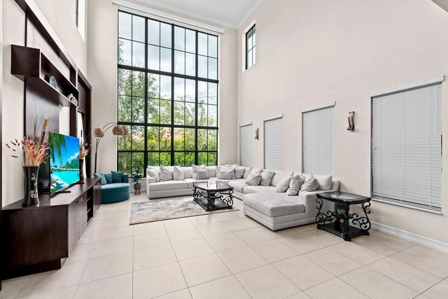 2 of 43 - 8845 Watercrest Circle W, Parkland, FL