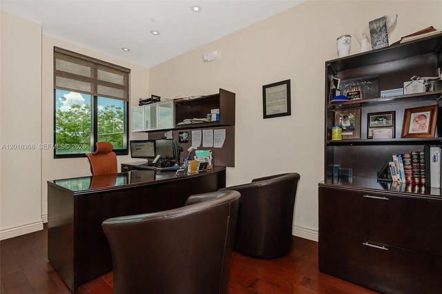 4 of 33 - 5599 S University Drive #205, Davie, FL