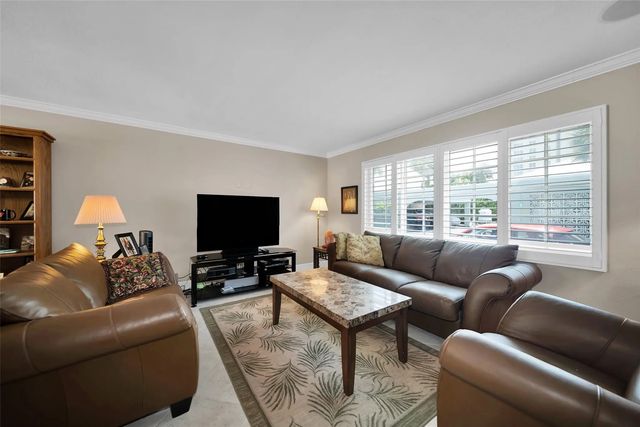 4 of 31 - 5400 N Ocean Boulevard #32, Lauderdale-By-The-Sea, FL