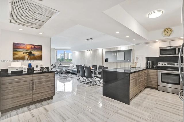 2 of 60 - 19370 Collins Avenue #426, Sunny Isles Beach, FL