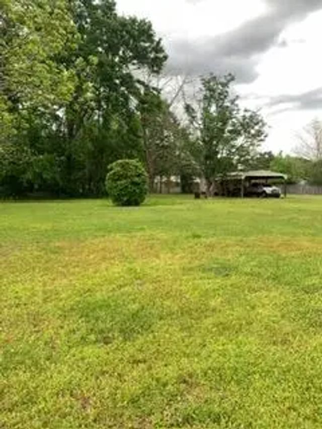 3 of 6 - 1026 Washington Avenue, Graceville, FL