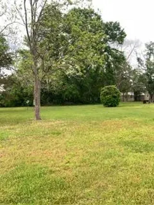 4 of 6 - 1026 Washington Avenue, Graceville, FL