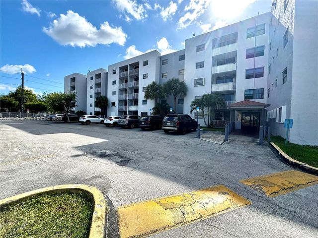 8145 Nw 7th Street #404, Miami