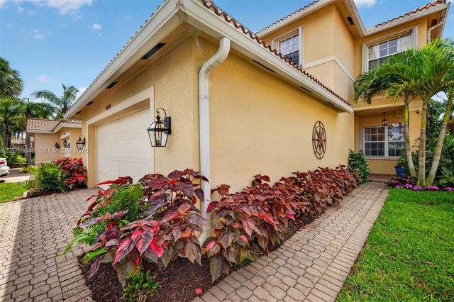 3 of 38 - 10284 Crepe Jasmine Lane, Fort Myers, FL