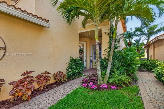 4 of 38 - 10284 Crepe Jasmine Lane, Fort Myers, FL