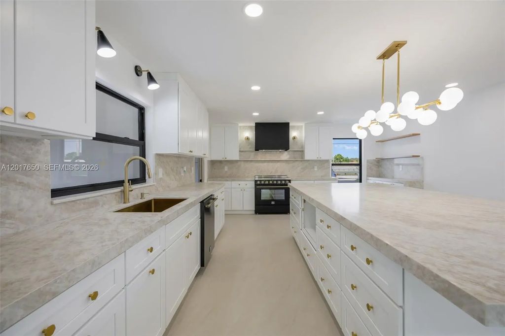 2851 Sw 117th Avenue, Miami
