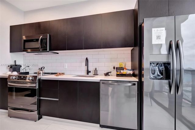 5 of 53 - 398 Ne 5th Street #1407, Miami, FL