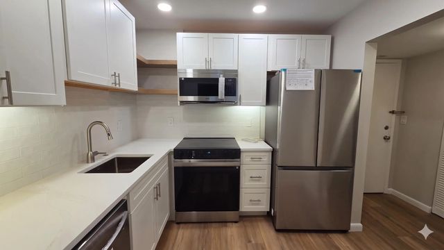 257 S Cypress Road #408, Pompano Beach