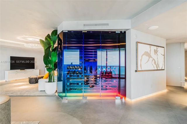 4 of 40 - 18555 Collins Avenue #3705, Sunny Isles Beach, FL