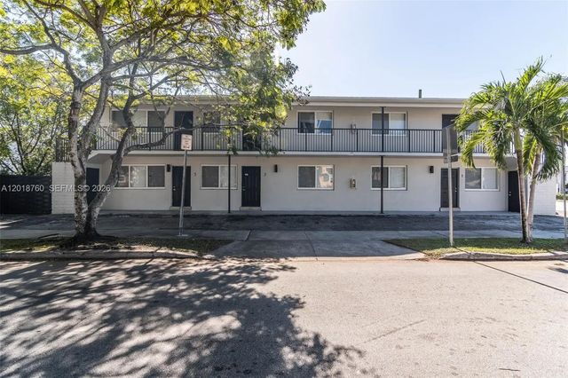 5 of 51 - 2190 Sw 14th Terrace, Miami, FL
