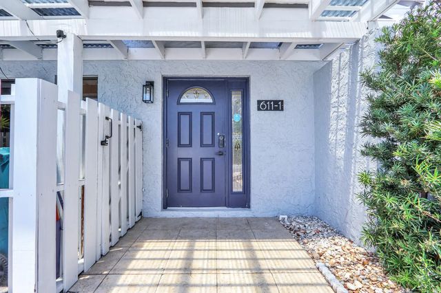 611 Ne 12th Terrace #1, Boynton Beach