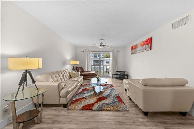 4 of 45 - 6309 Bay Club Drive ##3, Fort Lauderdale, FL