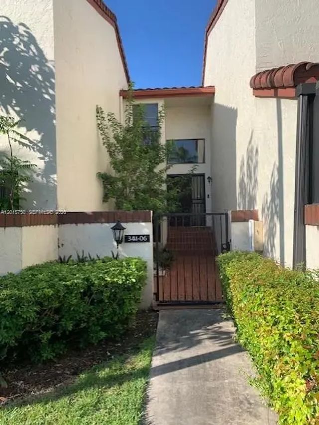 2 of 17 - 341 Ives Dairy Road #341-06, Miami, FL
