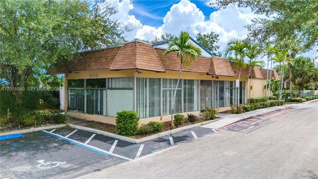 2 of 6 - 3740 W Broward Boulevard, Plantation, FL