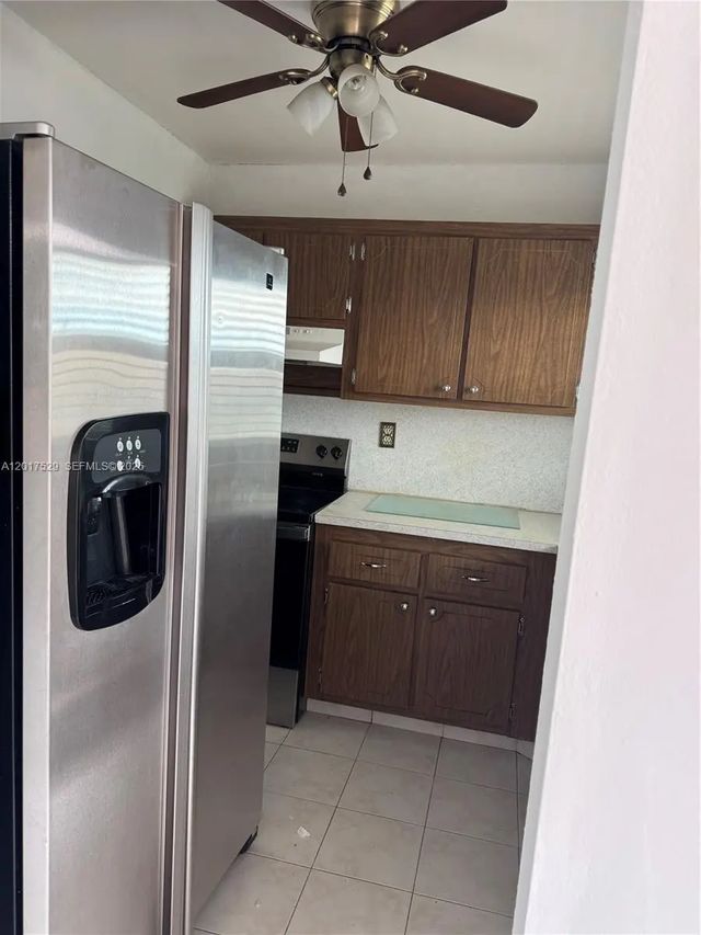 9041 Sunrise Lakes Boulevard #303, Sunrise