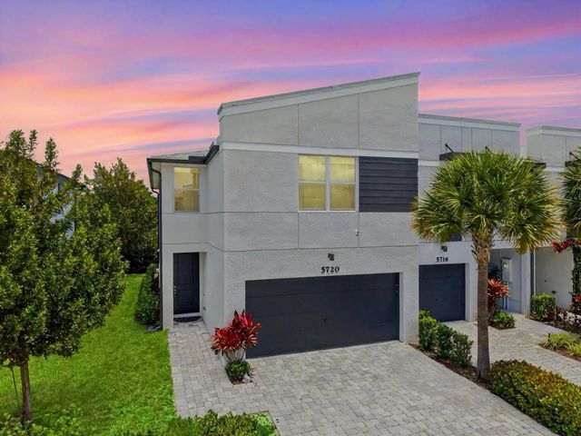 2 of 51 - 5720 Mentmore Drive, West Palm Beach, FL