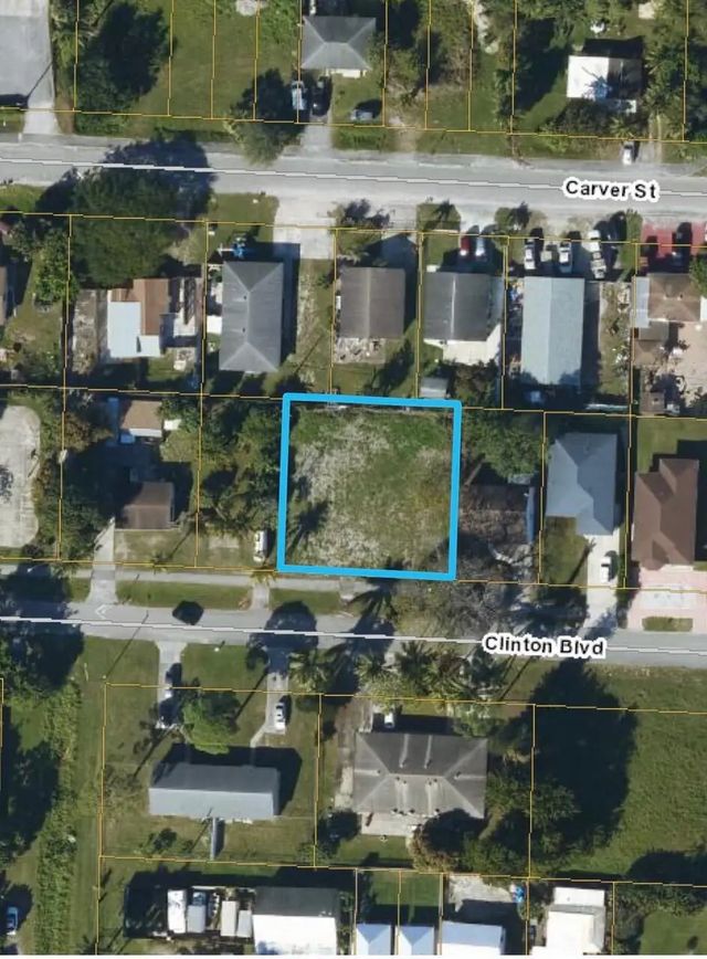 4599 Clinton Boulevard, Kenwood Estates
