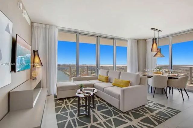 4010 S Ocean Drive #r2708, Hollywood