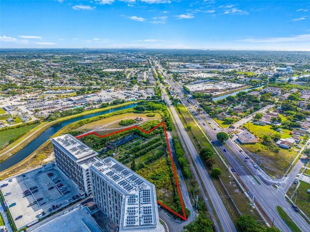 4 of 11 - 21281 Sw 117th Avenue, Miami, FL