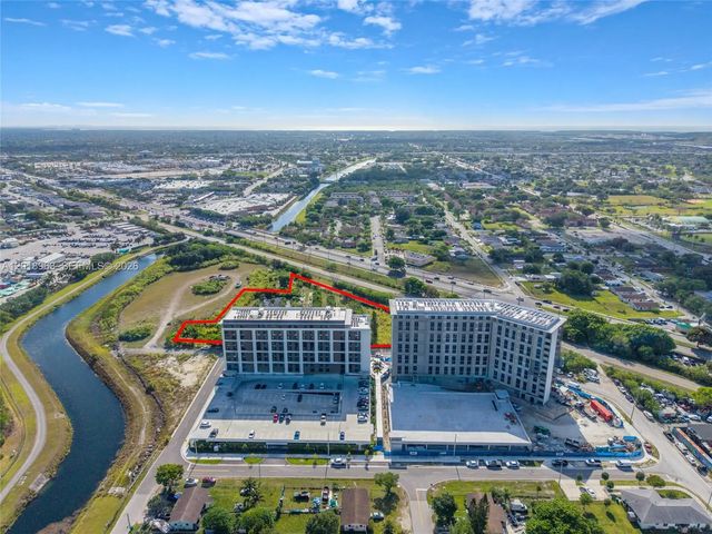 5 of 11 - 21281 Sw 117th Avenue, Miami, FL
