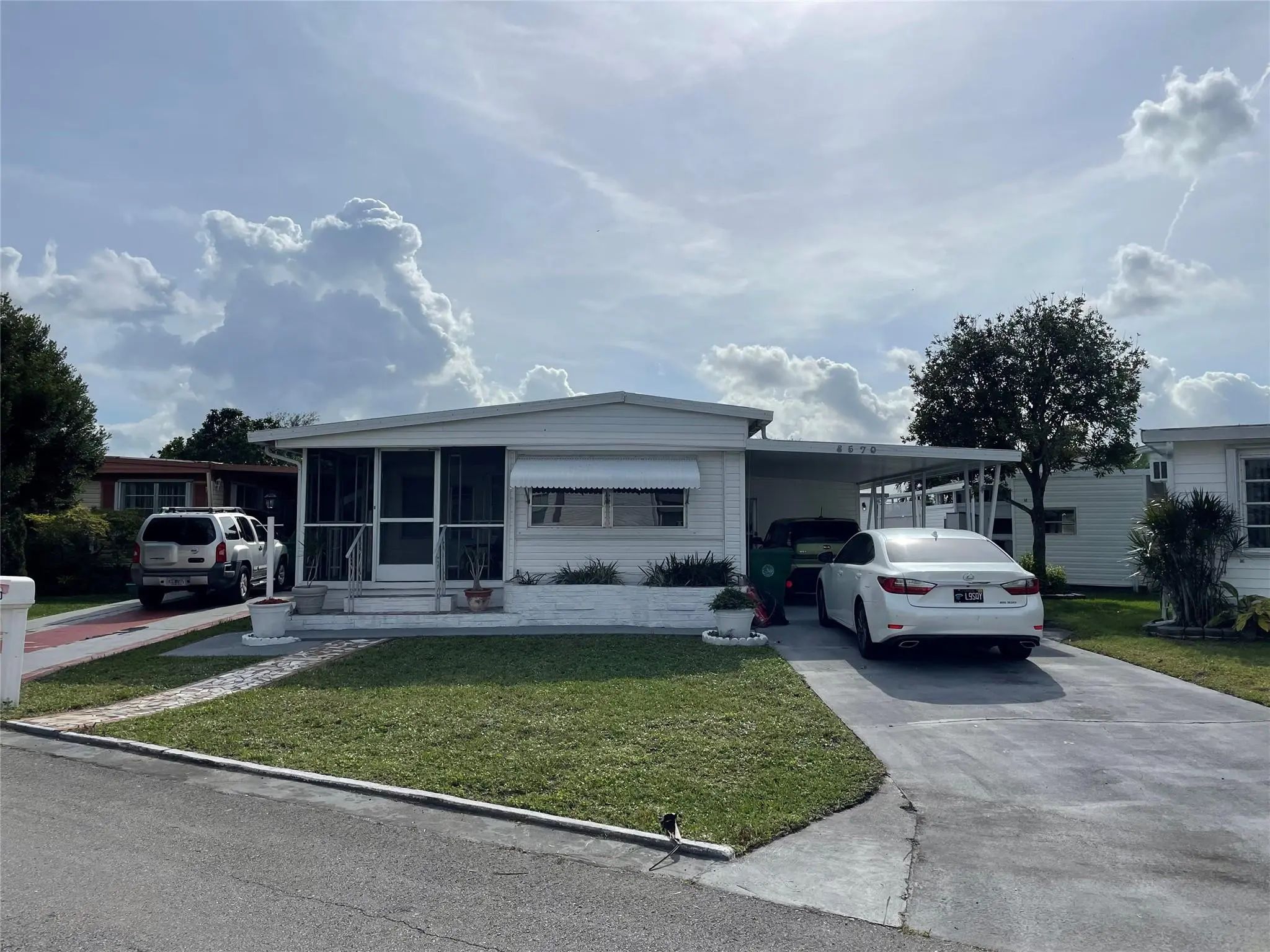 8570 Sw 21st Street, Davie