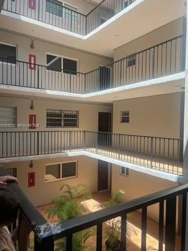6965 Harding Avenue #305, Miami Beach