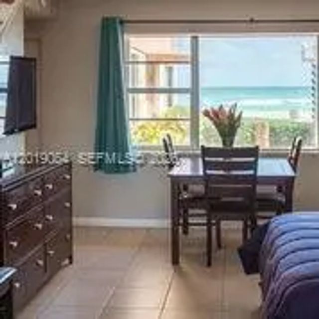 5 of 9 - 0 N Surf Road, Hollywood, FL
