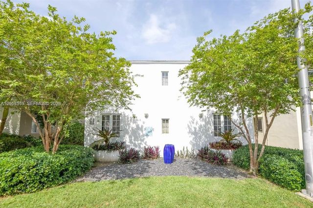 5 of 12 - 1508 Meridian Avenue, Miami Beach, FL