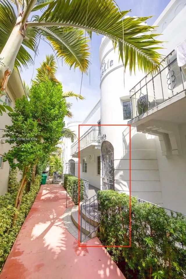 4 of 12 - 1508 Meridian Avenue, Miami Beach, FL
