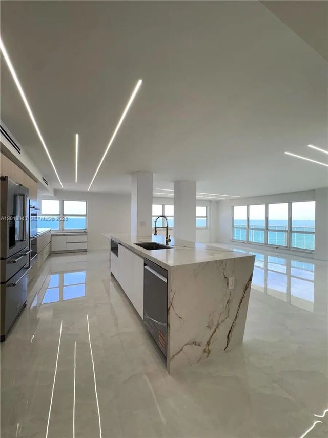 4 of 20 - 3400 Galt Ocean Drive #702s, Fort Lauderdale, FL