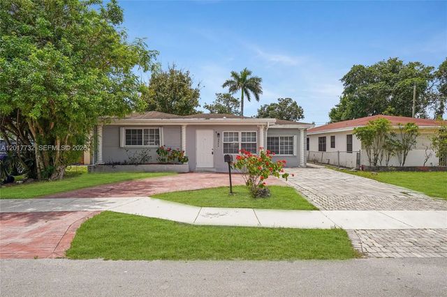 2844 Funston Street, Hollywood
