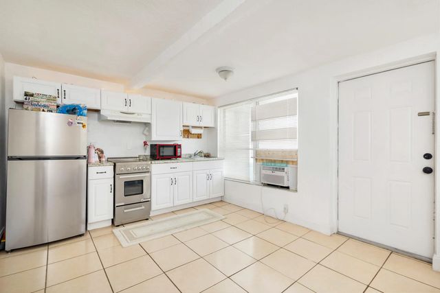 5 of 23 - 258 Conniston Road, West Palm Beach, FL