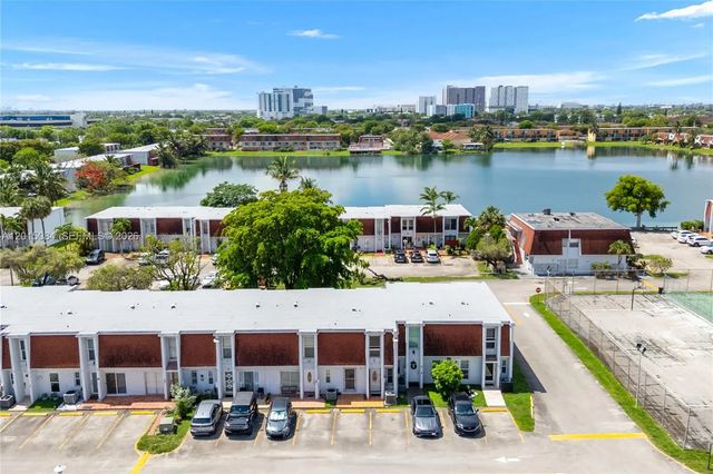 2 of 31 - 606 Nw 107th Avenue #9b, Miami, FL
