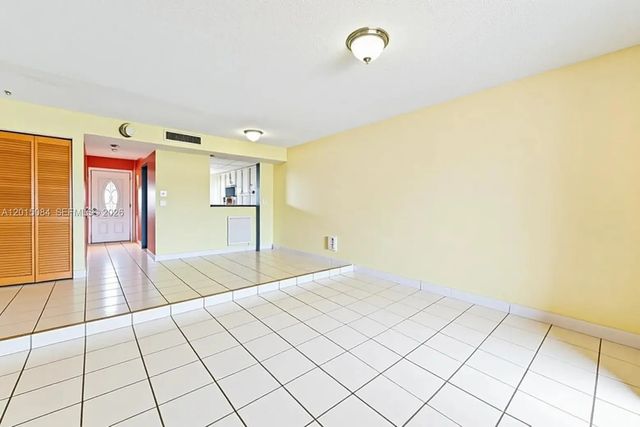 4 of 31 - 606 Nw 107th Avenue #9b, Miami, FL