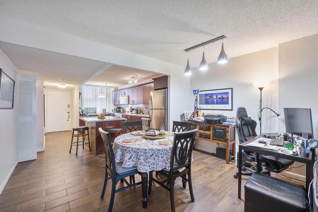 3 of 27 - 250 Jacaranda Drive #308, Plantation, FL