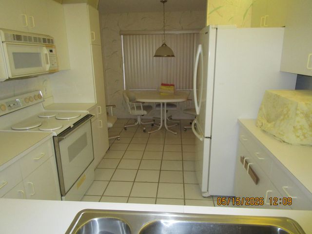 2 of 22 - 10217 Nw 24th Place #203, Sunrise, FL
