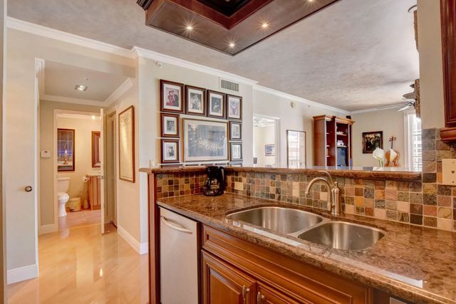 5 of 44 - 780 S Sapodilla Avenue #401, West Palm Beach, FL
