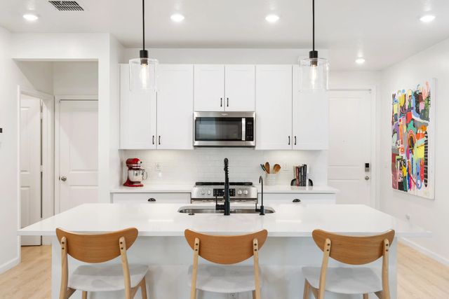 5 of 19 - 1780 Lindley Street, Mangonia Park, FL