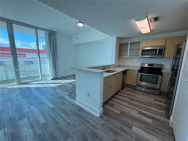 4 of 33 - 350 Ne 24th Street #514, Miami, FL