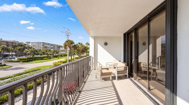 3 of 39 - 4000 S Ocean Boulevard #104, South Palm Beach, FL