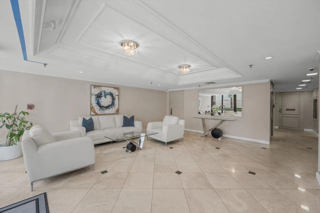 5 of 39 - 4000 S Ocean Boulevard #104, South Palm Beach, FL