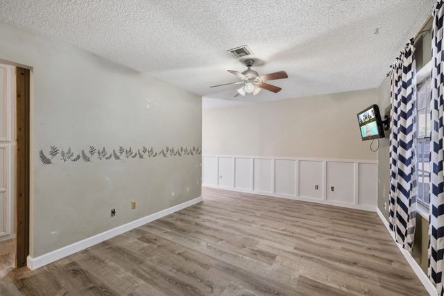 4 of 35 - 7403 Miramar Avenue, Fort Pierce, FL