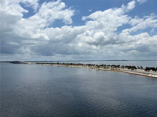 175 Se 25 Road #602, Miami