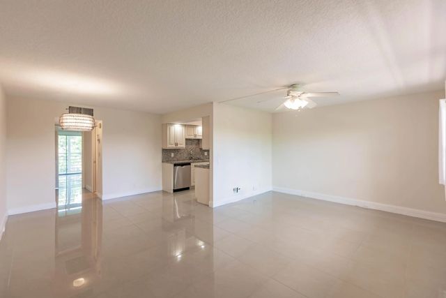 4302 Martinique Circle #h3, Coconut Creek