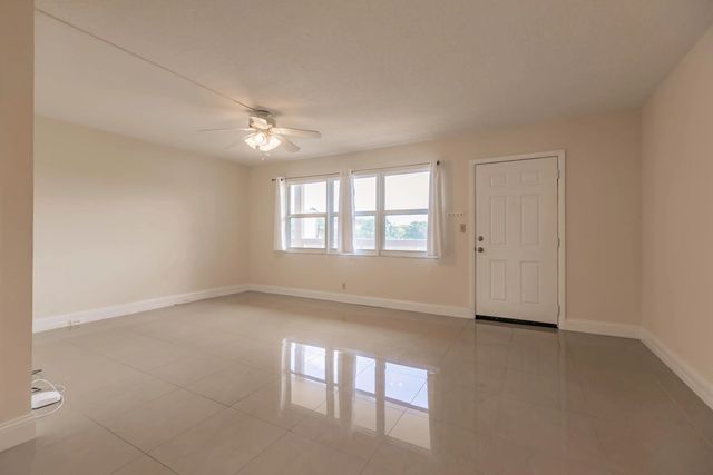 3 of 23 - 4302 Martinique Circle #h3, Coconut Creek, FL