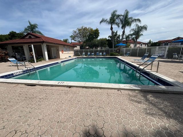 3 of 58 - 11201 Sw 13th Street #103, Pembroke Pines, FL
