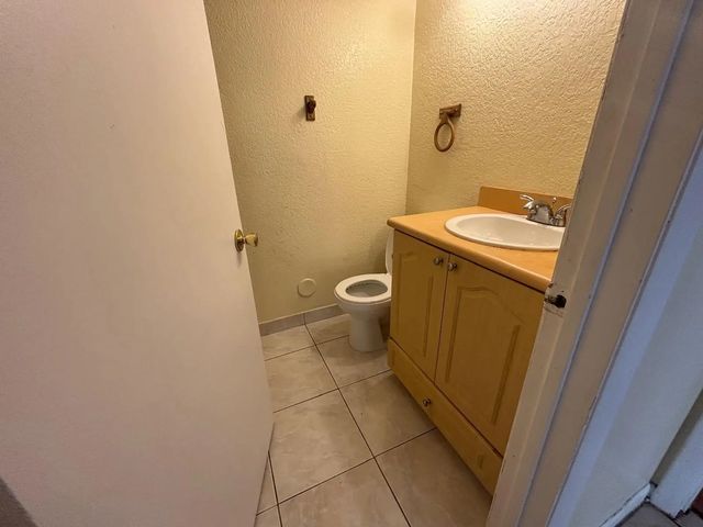 4 of 58 - 11201 Sw 13th Street #103, Pembroke Pines, FL