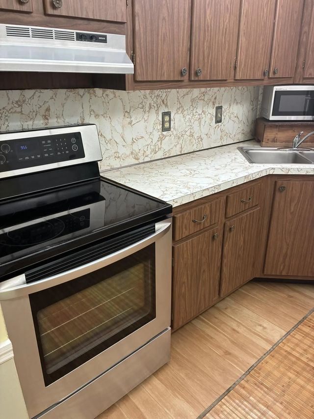 2 of 22 - 659 W Oakland Park Boulevard #204-c, Oakland Park, FL